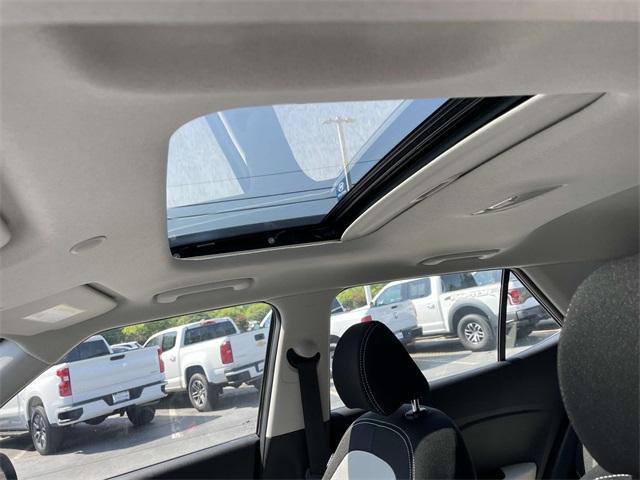 new 2025 Hyundai Venue car, priced at $23,472