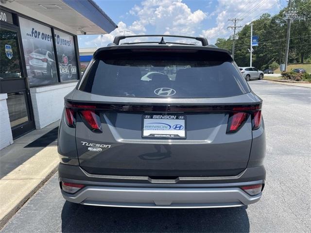 new 2025 Hyundai Tucson car, priced at $30,061