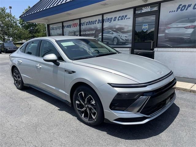 new 2025 Hyundai Sonata car, priced at $27,531