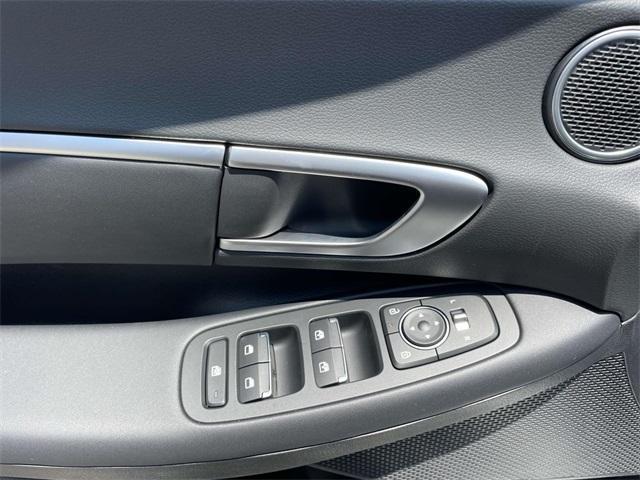 new 2025 Hyundai Sonata car, priced at $27,531