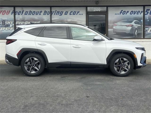 new 2025 Hyundai Tucson car, priced at $30,134