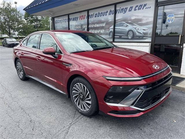 new 2025 Hyundai Sonata Hybrid car, priced at $31,263