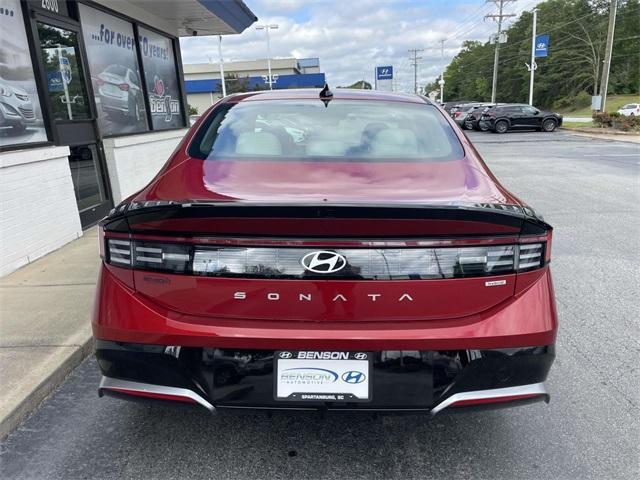 new 2025 Hyundai Sonata Hybrid car, priced at $31,263