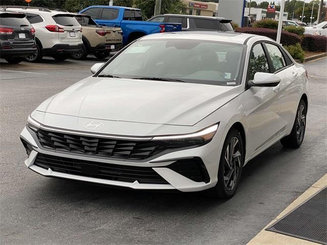 new 2025 Hyundai Elantra car, priced at $24,702