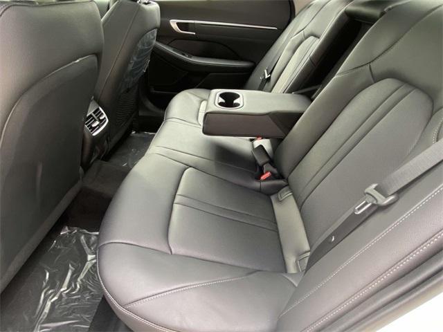 new 2025 Hyundai Sonata Hybrid car, priced at $38,182