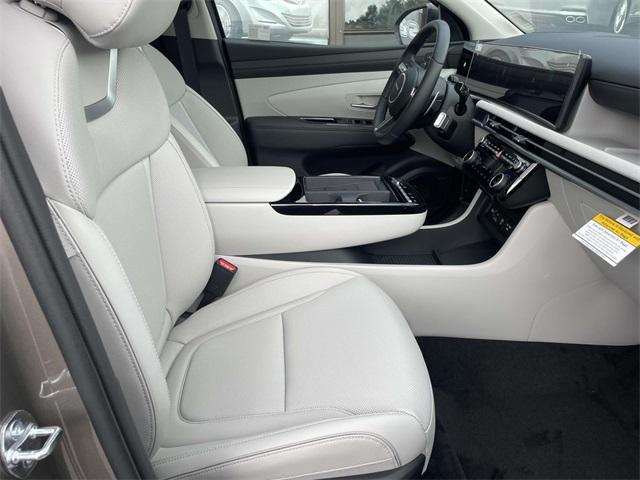new 2025 Hyundai TUCSON Hybrid car, priced at $41,136