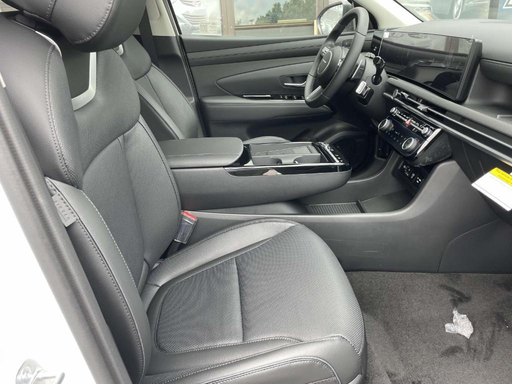 new 2025 Hyundai TUCSON Hybrid car, priced at $42,580