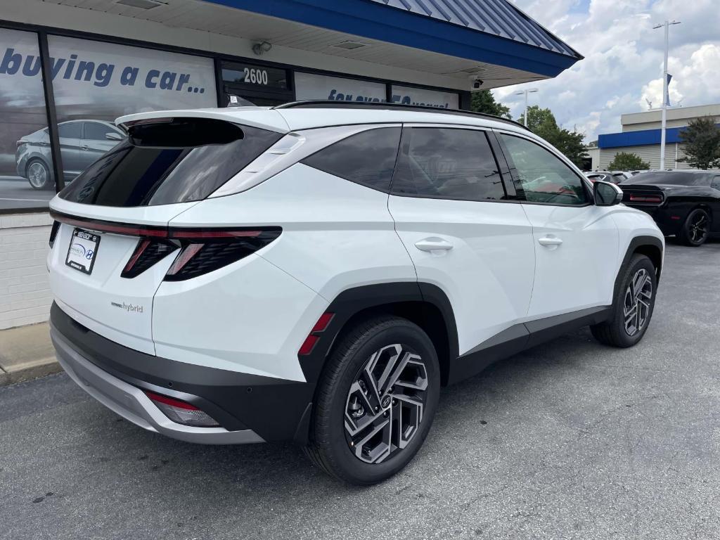 new 2025 Hyundai TUCSON Hybrid car, priced at $42,580
