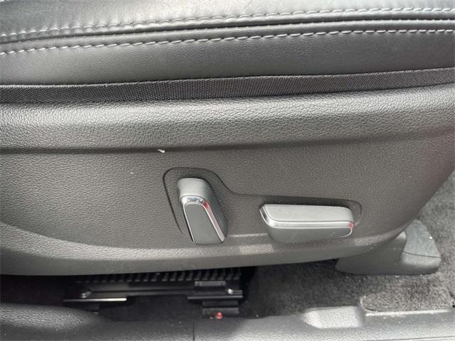 used 2023 Hyundai Santa Fe car, priced at $31,990