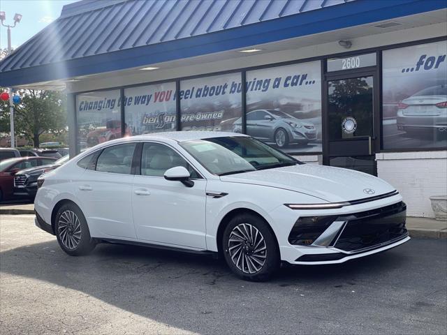 new 2024 Hyundai Sonata Hybrid car, priced at $29,637