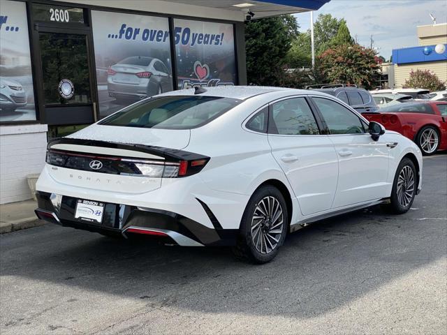 new 2024 Hyundai Sonata Hybrid car, priced at $29,637