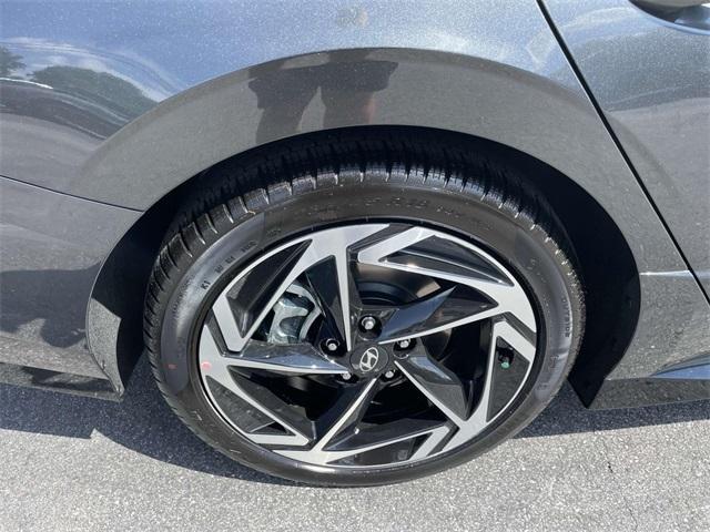 new 2025 Hyundai Sonata car, priced at $30,048