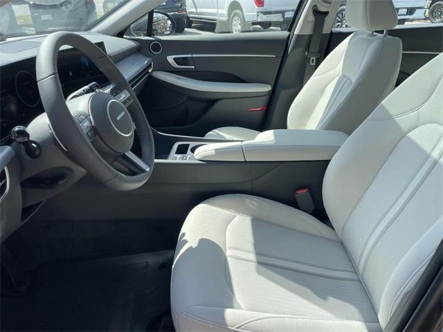 new 2025 Hyundai Sonata car, priced at $30,048