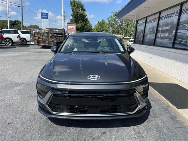 new 2025 Hyundai Sonata car, priced at $30,048