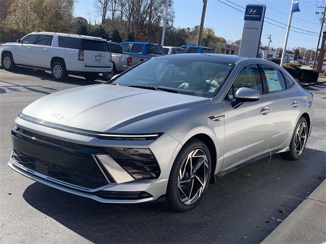 new 2024 Hyundai Sonata car, priced at $29,988