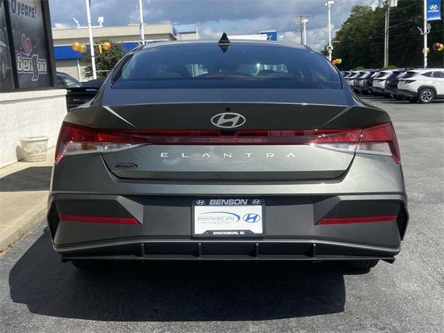 new 2024 Hyundai Elantra car, priced at $21,561