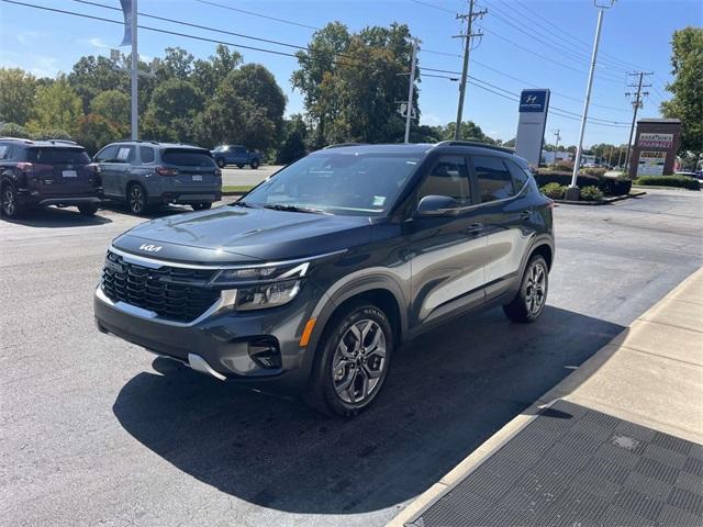 used 2024 Kia Seltos car, priced at $23,300