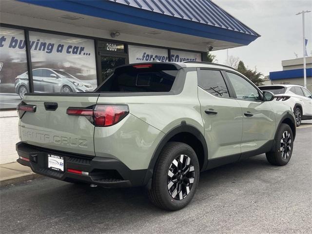 new 2025 Hyundai Santa Cruz car, priced at $34,698