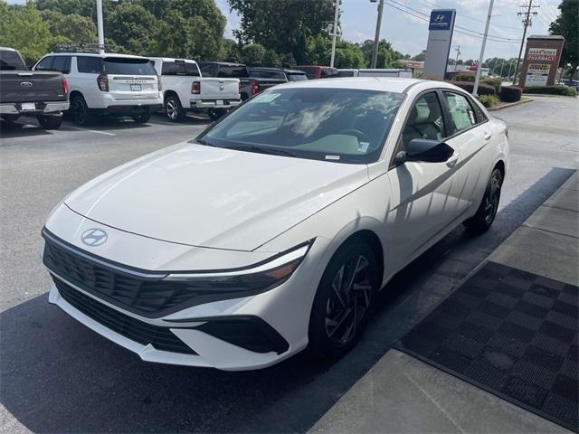 new 2025 Hyundai Elantra car, priced at $23,524