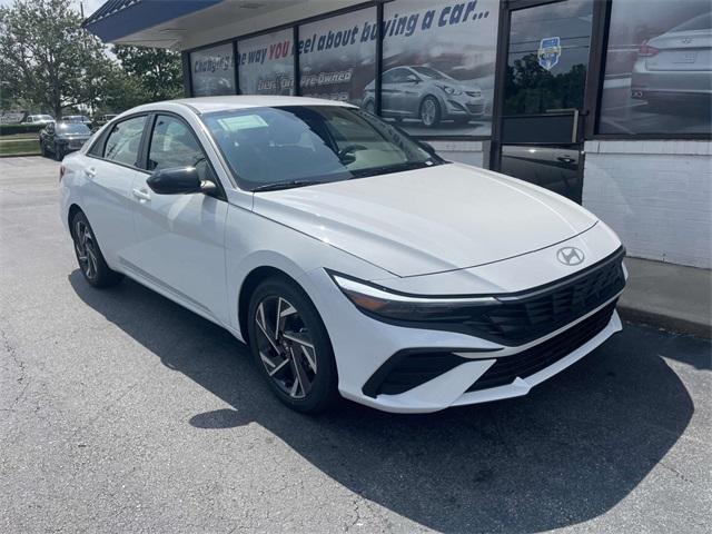 new 2025 Hyundai Elantra car, priced at $23,524