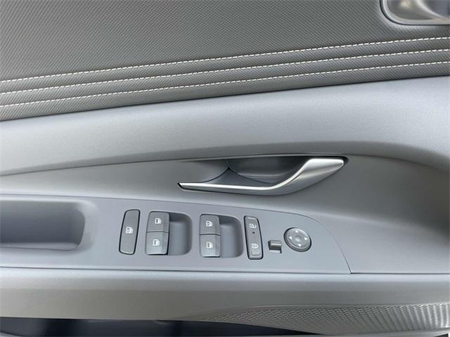 new 2025 Hyundai Elantra car, priced at $23,524