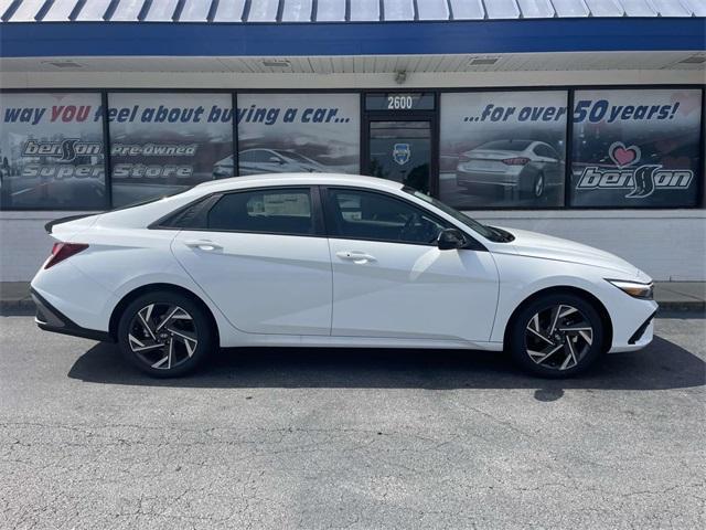 new 2025 Hyundai Elantra car, priced at $23,524