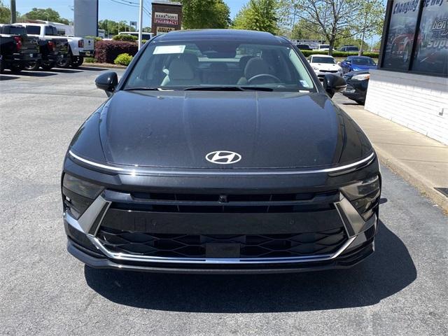 new 2025 Hyundai Sonata Hybrid car, priced at $37,792