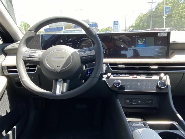 new 2025 Hyundai Sonata Hybrid car, priced at $37,792