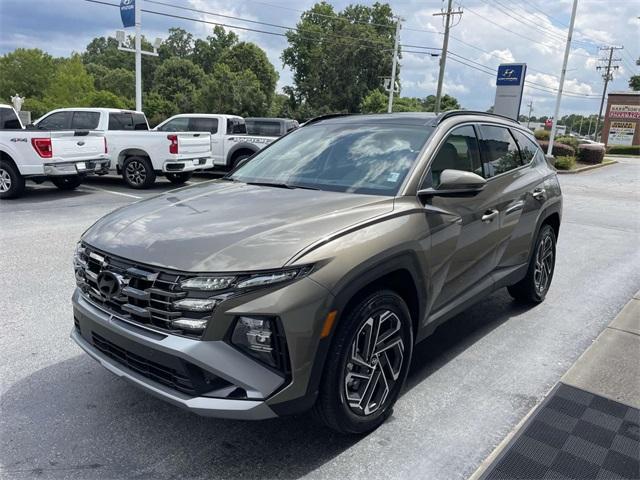 new 2025 Hyundai TUCSON Hybrid car, priced at $40,620