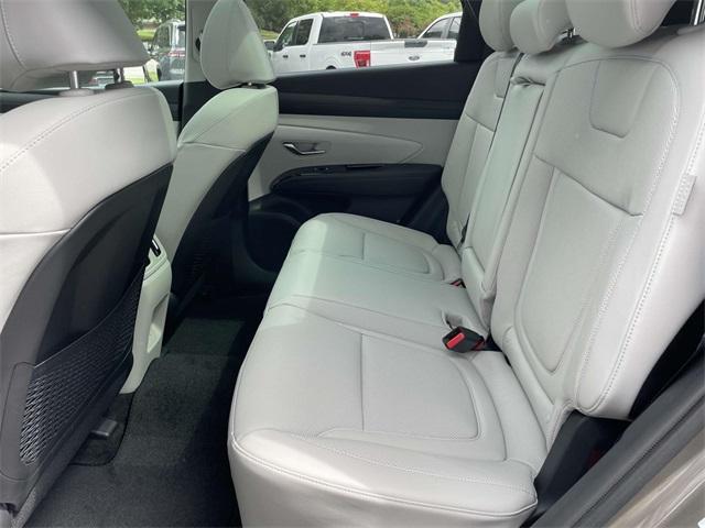 new 2025 Hyundai TUCSON Hybrid car, priced at $40,620