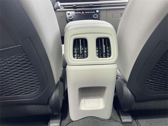 new 2025 Hyundai TUCSON Hybrid car, priced at $40,620