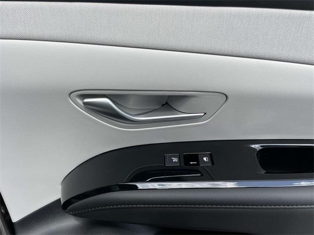 new 2025 Hyundai TUCSON Hybrid car, priced at $40,620