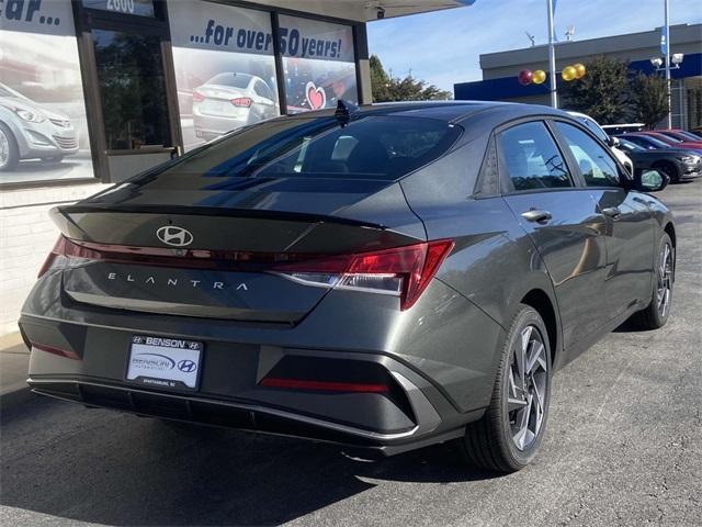 new 2025 Hyundai Elantra car, priced at $22,009