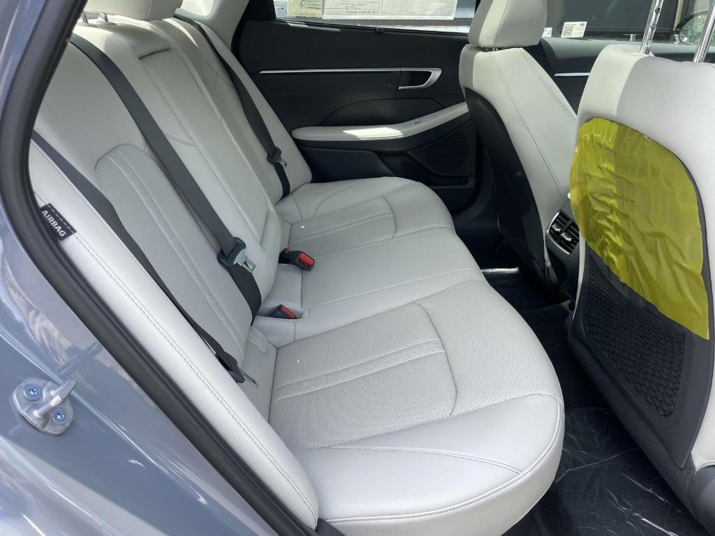 new 2025 Hyundai Sonata Hybrid car, priced at $36,595