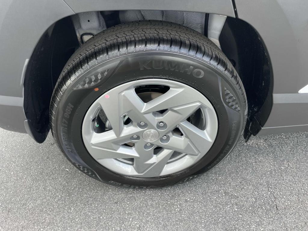 new 2025 Hyundai Kona car, priced at $24,324