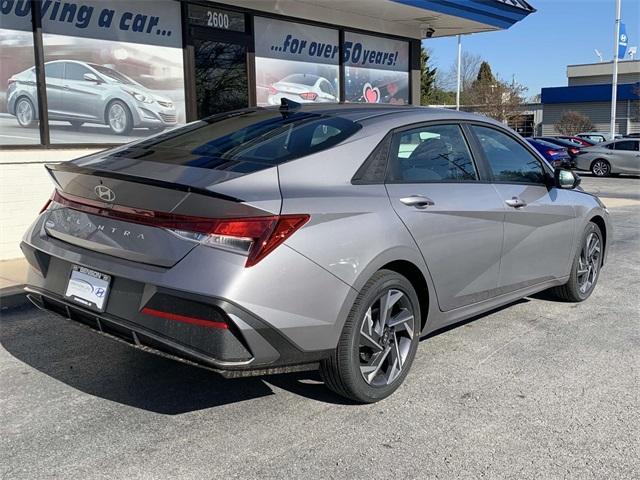 new 2025 Hyundai Elantra car, priced at $22,942