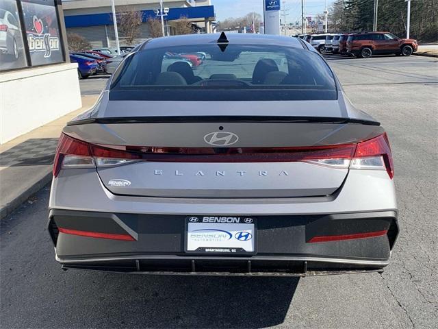 new 2025 Hyundai Elantra car, priced at $21,192