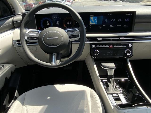 new 2025 Hyundai Tucson car, priced at $29,661