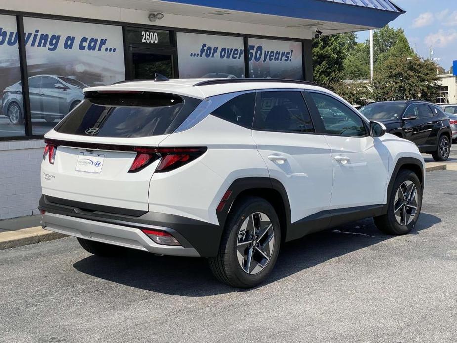 new 2025 Hyundai Tucson car, priced at $30,322