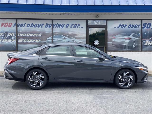 new 2024 Hyundai Elantra car, priced at $22,860