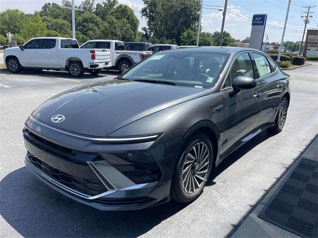 new 2025 Hyundai Sonata Hybrid car, priced at $30,282