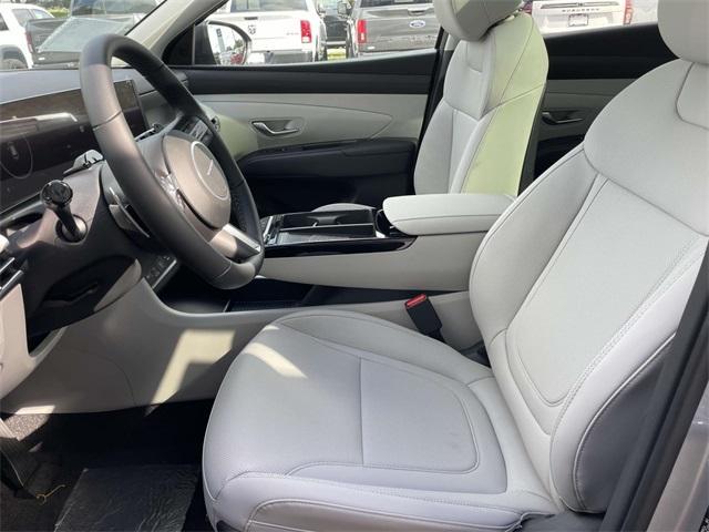 new 2025 Hyundai TUCSON Hybrid car, priced at $36,360