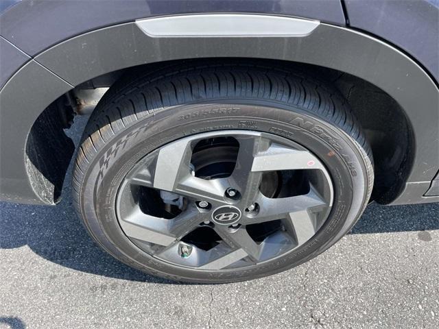 new 2025 Hyundai Venue car, priced at $23,635