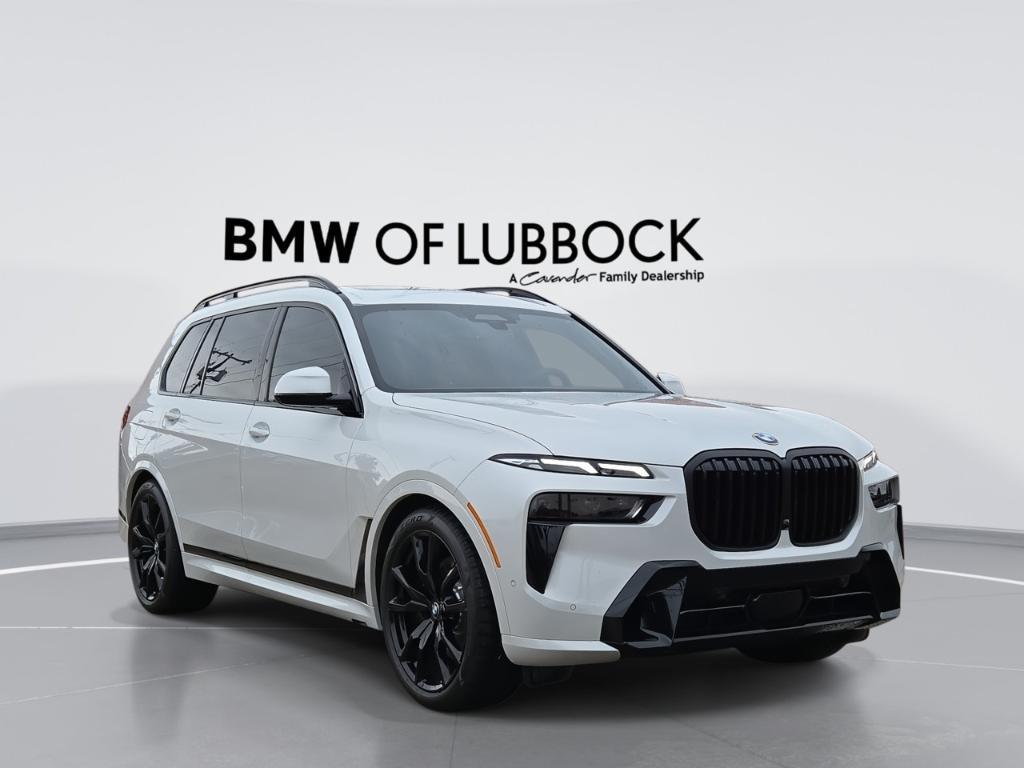 new 2026 BMW X7 car, priced at $101,595