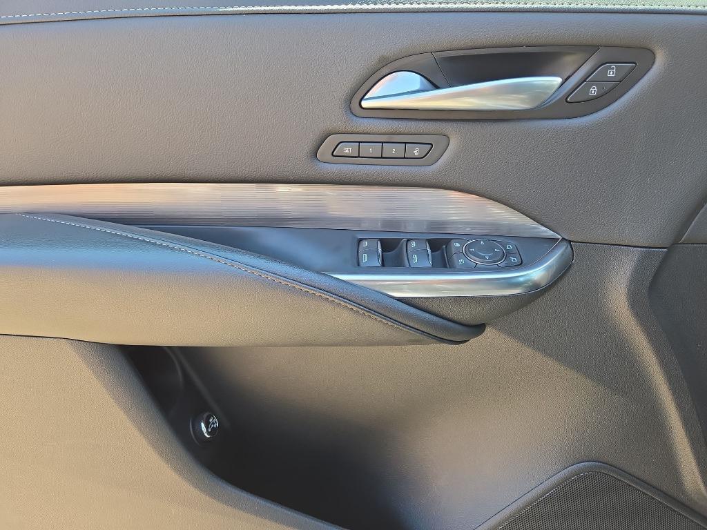 used 2024 Cadillac XT4 car, priced at $33,443