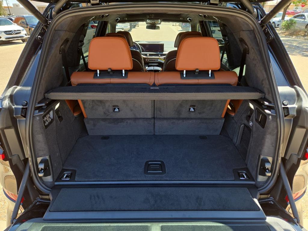 new 2026 BMW X7 car, priced at $120,945