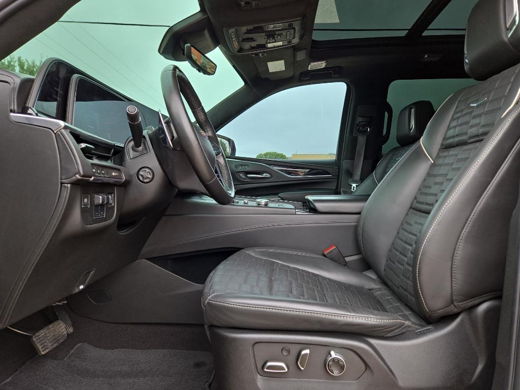 used 2023 Cadillac Escalade ESV car, priced at $111,873