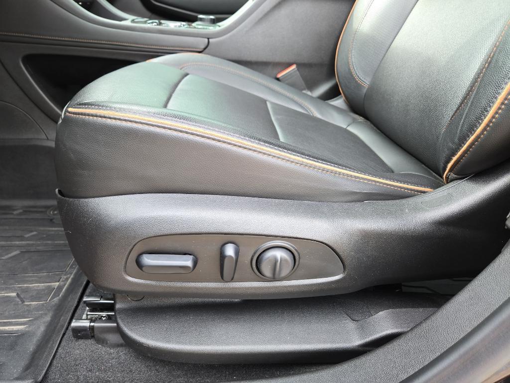used 2020 GMC Acadia car, priced at $25,591