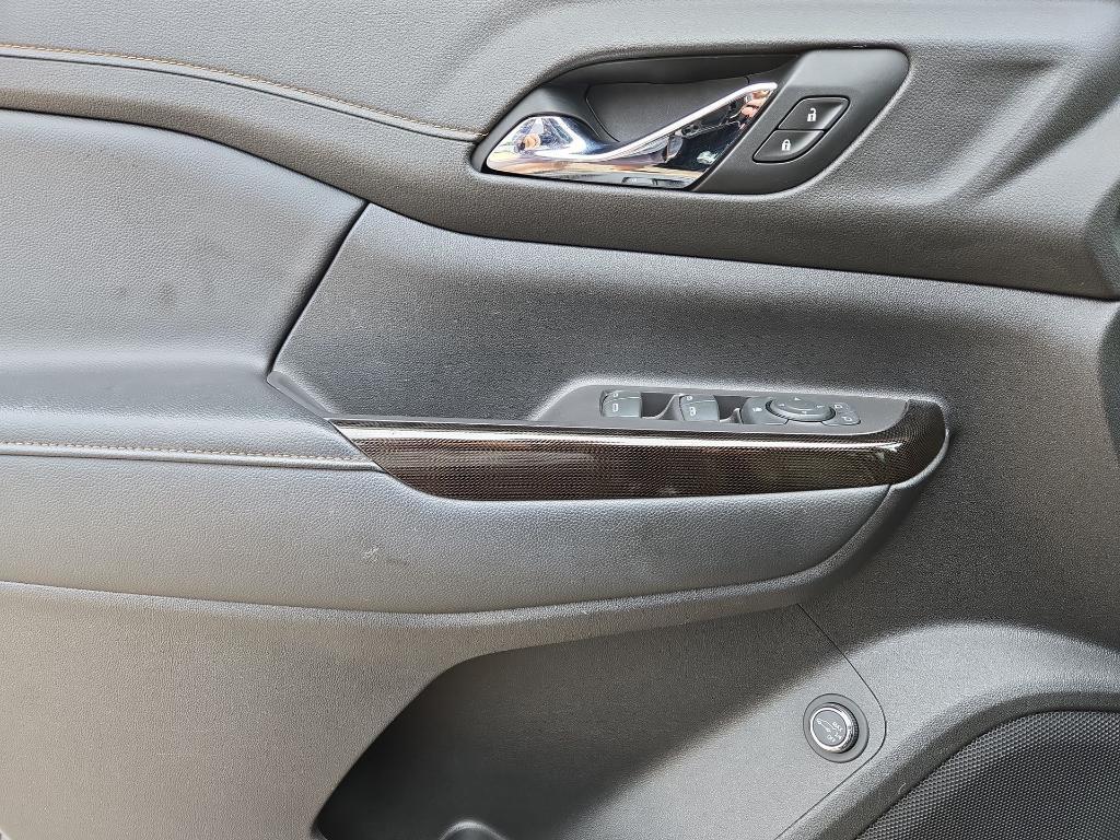 used 2020 GMC Acadia car, priced at $25,591