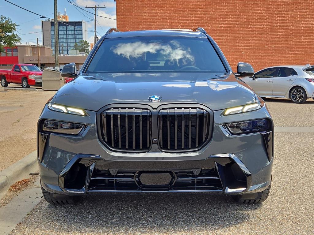 new 2026 BMW X7 car, priced at $104,575